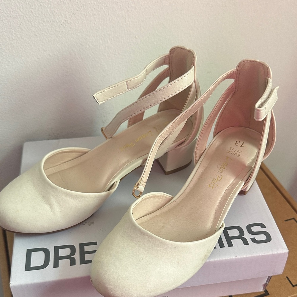 Dream Pairs Cream Heels